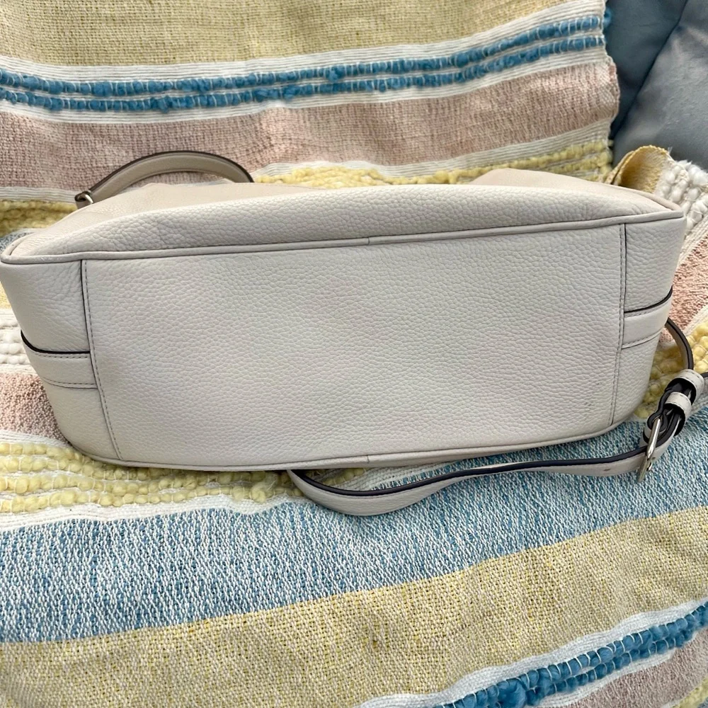 *Authentic* KATE SPADE SHOULDER BAG! - Picture 6 of 7